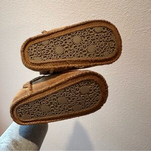 Infant Uggs size 4/5